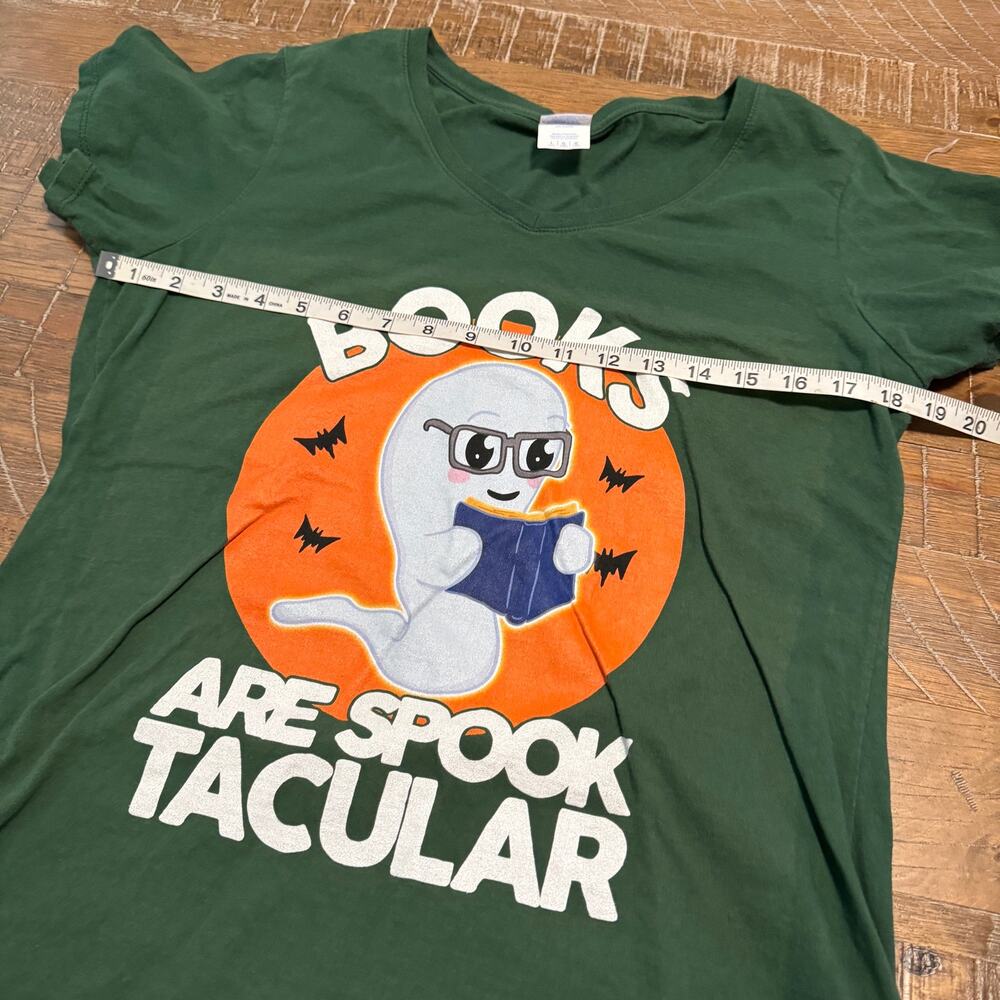 Port & Company Books Are Spooktacular Halloween T-Shirt Womens Large Green Tee - Picture 7 of 9